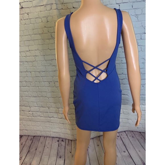Solemio size medium Blue Mini V Neck Dress with low Cut Back on dress - Picture 4 of 10